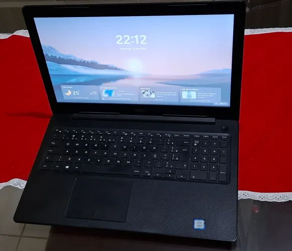 Notebook Dell Inspiron 3583 | Intel Core i5 (8ª Ger) | 8GB RAM | SSD 240GB | Bateria Ok