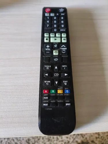 CONTROLE REMOTO SAMSUNG/ORIGINAL/EXCELENTE ESTADO/R$ 85,00 REAIS/PROCEDÊNCIA LÍCITA/NOTA V