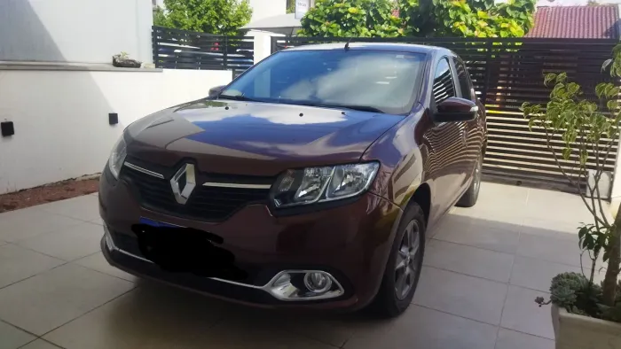 Renault Logan Dynamique Hi-flex 1.6 8V 4P 2015