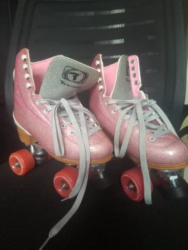 Patins Traxart Quad Brilliant Pink + Kit Proteção Completo (Usado 2x - Estado de Loja)