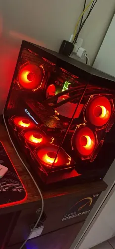 ? PC GAMER COMPLETO - GTX 1070 + PROCESSADOR 8C/16T + 16GB RGB + MONITOR 27? 100Hz