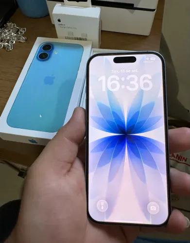 Iphone 17 256gb ( SemiNovo ) 1 mês de Uso