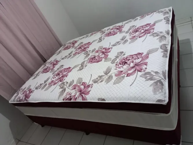 Cama box queen