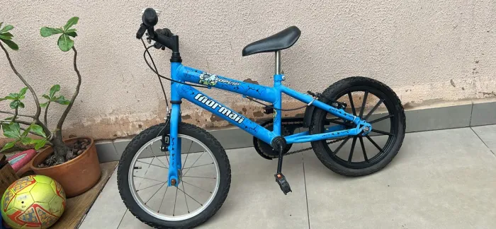 Bicicleta infantil aro 16 Mormaii