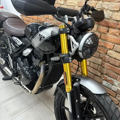 Triumph SCRAMBLER 400 X