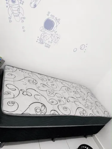 Cama de solteiro