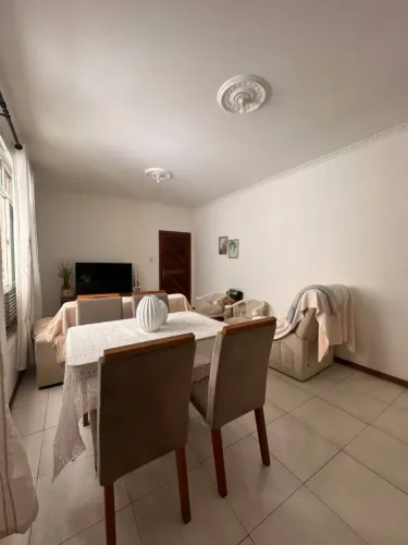 Pituba | 2/4 com suíte + Dependência