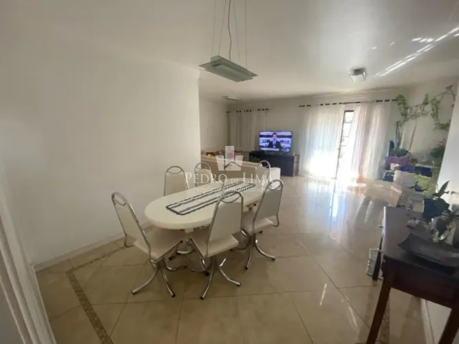 Apartamento no Tatuapé com 125m², 3 suítes e 3 vagas - Condomínio Monte Catine