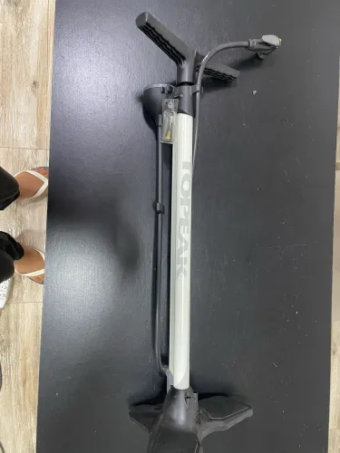 bomba de ar topeak 200 psi