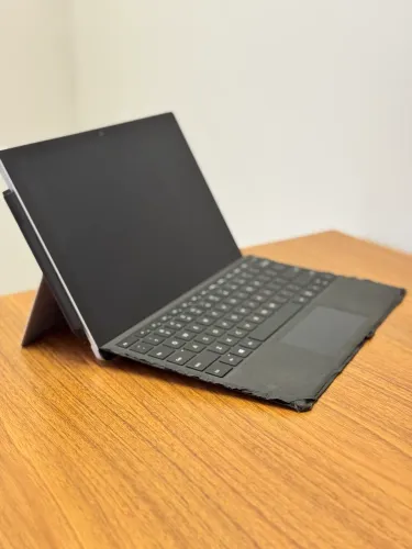 Microsoft Surface Pro 5 Core i5 | 4GB RAM | SSD 128GB + Teclado e Caneta Original