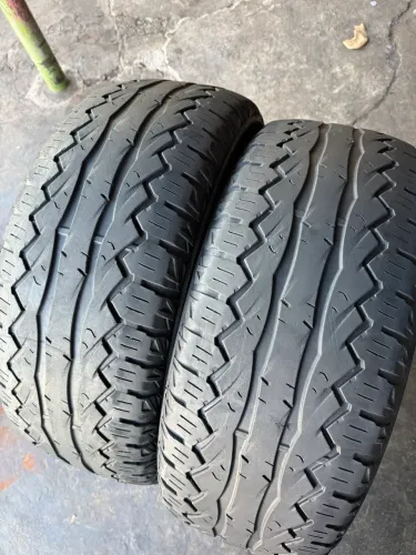 Par de Pneus Wanli Aro18 SU006 285/60R18 116H A/T, 70% vida útil