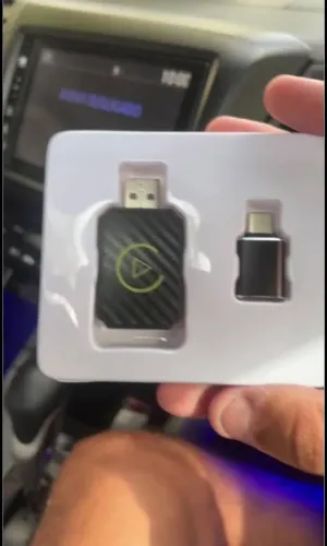 Vendo carplay aparelho pra espelhar o celular no multimídia nunca usado