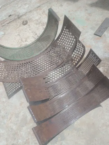 Vendo peneiras para Ciladeira e Forrageira em diversos Tamanhos.