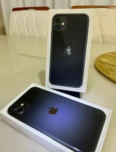 IPHONE 11 NA CAIXA + carregador