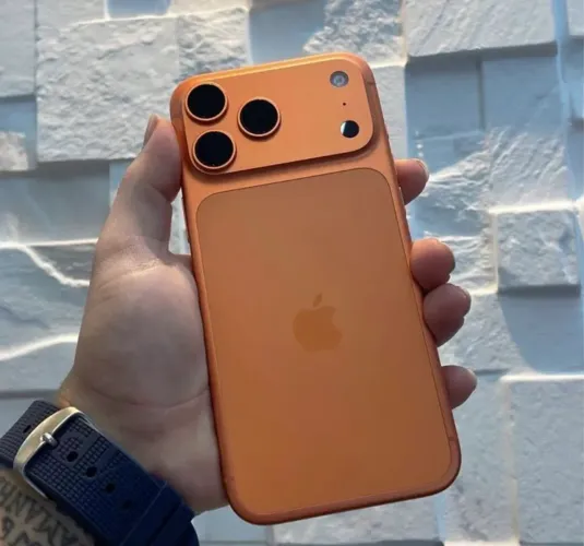 iPhone 17 laranja 256g com Nota fiscal impecável 