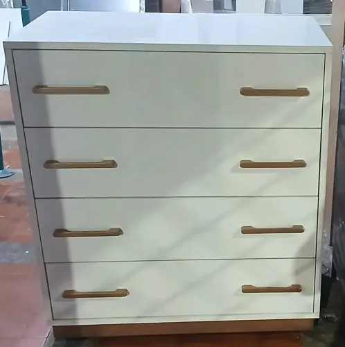 Cômoda em alto padrão!