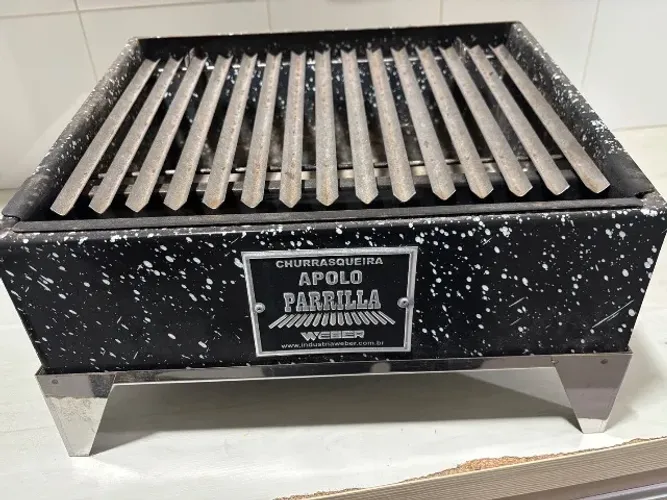 Churrasqueia Apolo Parrilla