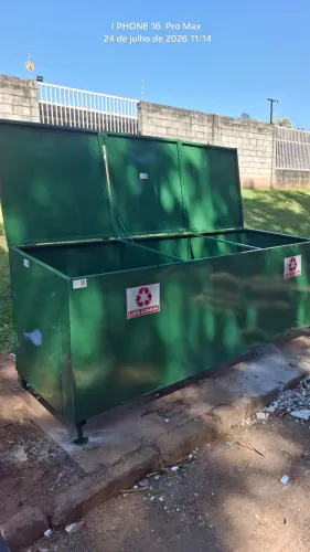 Lixeira grande capacidade 3700lts. Toda fabricada na chapa 14 naval