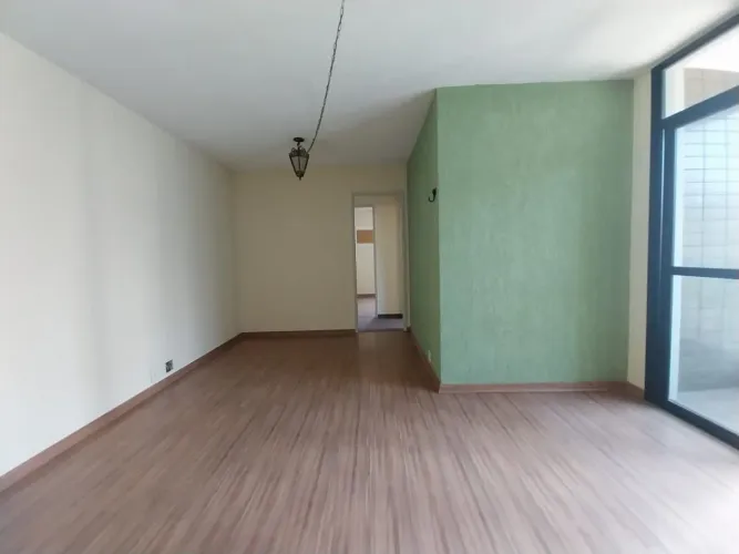 Apartamento à venda na Avenida Almirante Ary Parreiras, Icaraí, Niterói - RJ