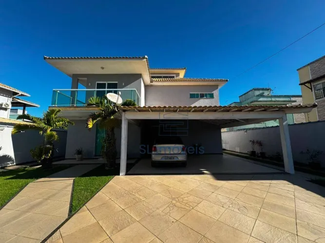 Elegância Colonial em Terreno Inteiro: 270 m² de Conforto, Sofisticação e Espaço para Toda