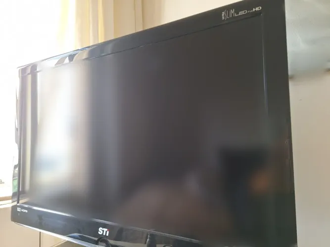 TV LED Semp Toshiba (40 polegadas)