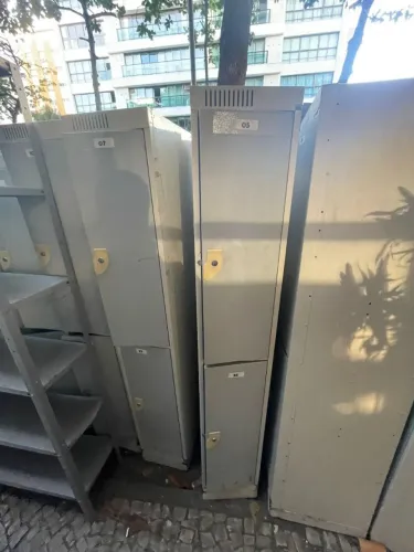 Armário / Locker de Metal - Usado em Hotel