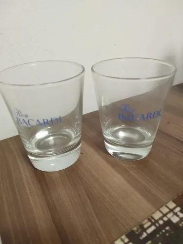 2 Copos Vintage p/ Drinks Tema Rum Bacardi