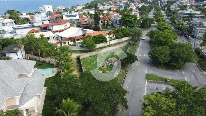 Terreno à venda, 290 m² por R$ 1.350.000,00 - Camboinhas - Niterói/RJ