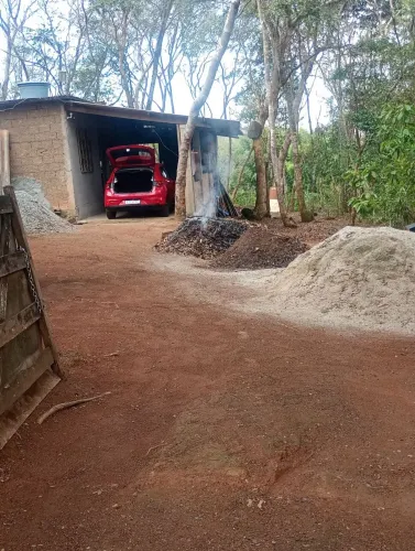 Chácara em Divinópolis/ troco