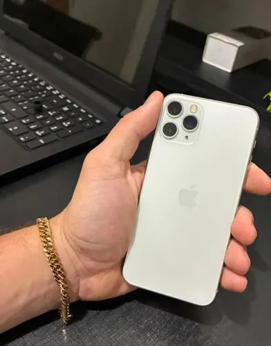 iPhone 11 64 GB