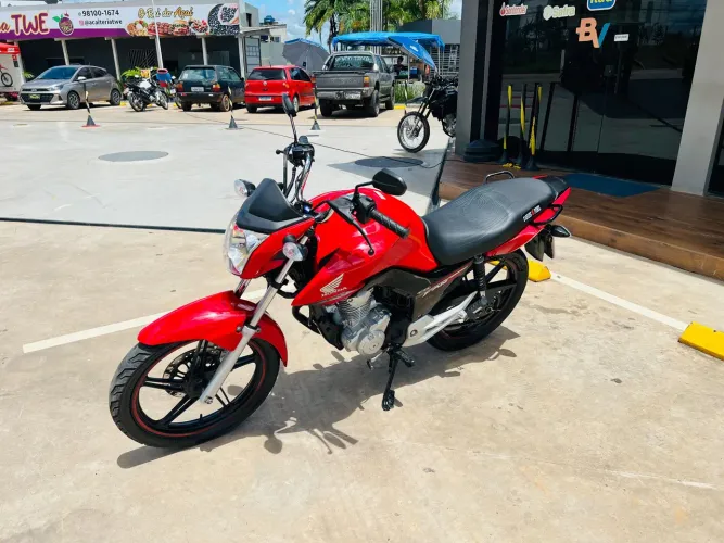 Fan 160 vendo a vista ou financiada