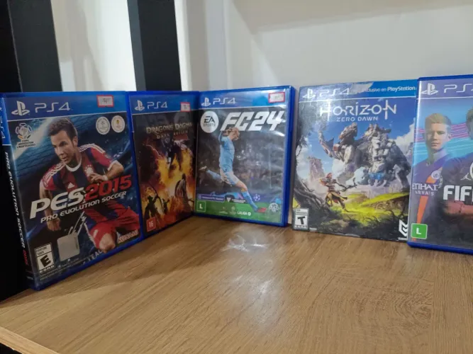 Jogos ps4 / ps5 mídia física em bom estado