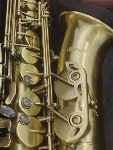 Sax alto novo top! Preço imbatível!