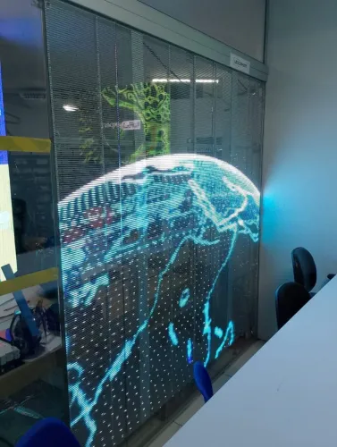 Painel de Led transparente P3.9 indoor 3x2