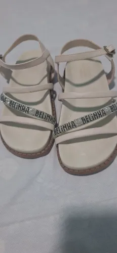 Sandalia da Belinha, tamanho 35