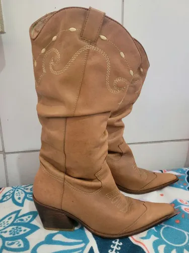 Bota texana feminina de grife Luiza Barcelos