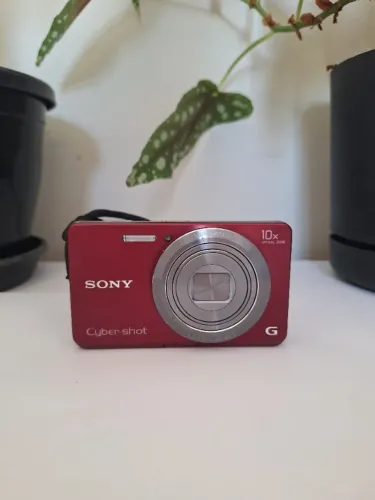 sony cyber shot dsc-w690 vermelha