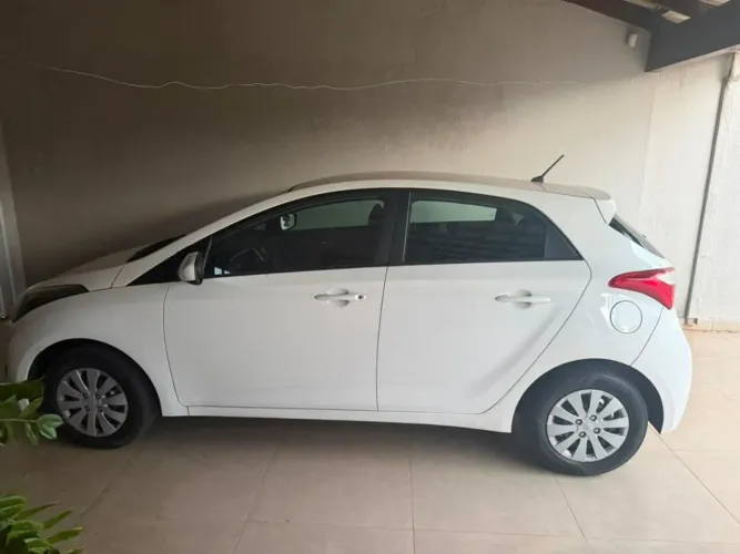 Hyundai HB20 Comfort 1.0 TB Flex 12V AUT 2015