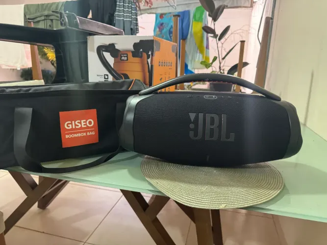 Bombox 3 com caixa e bolsa