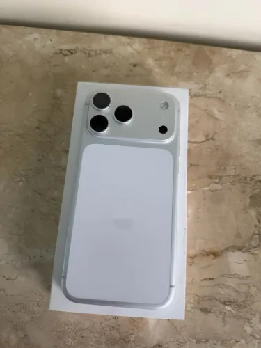 iPhone 17 pro max 512gb impecável