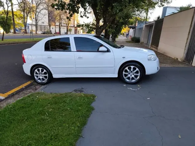 Chevrolet Astra Advantage 2.0 MPFI 8V Flexpower 5P 2011
