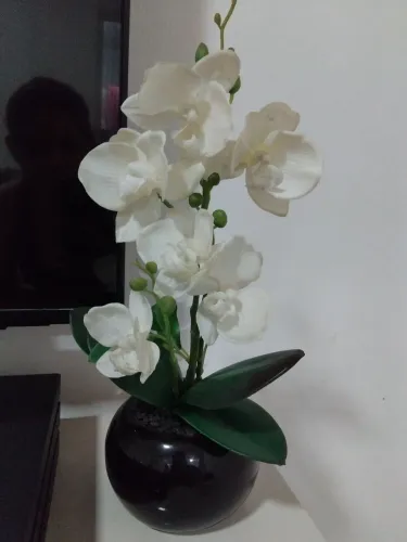 Orquídea branca artificial