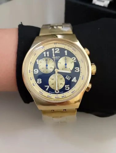 Relógio masculino Swatch Dourado