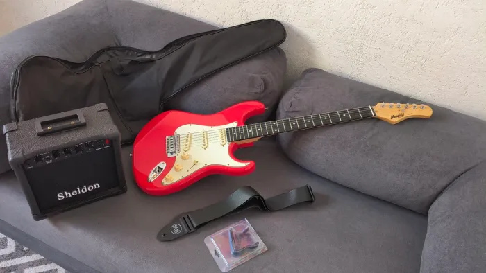 GUITARRA TAGIMA MEMPHIS NOVÍSSIMA