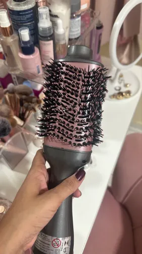 Escova secadora Mondial bi volt
