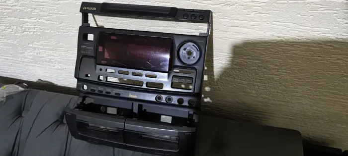 Frontal Aiwa NSX V70 perfeita.