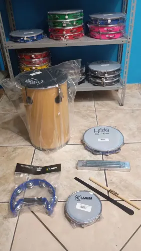 Kit Tantan + Reco Reco 3 molas + Pandeiro + Pandeirola + Tamborim na promoção 