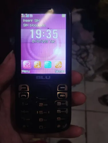 Celular de botão 