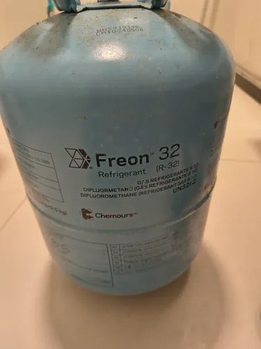Gás refrigerante R32 Fron