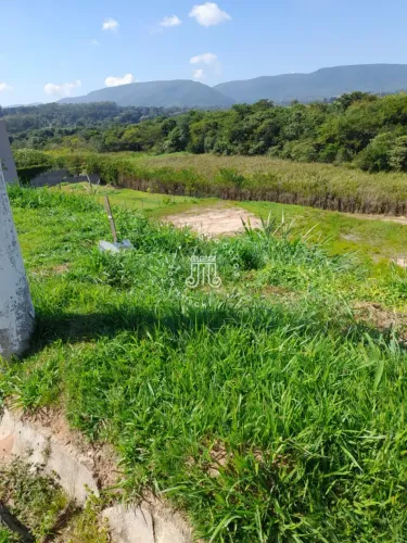 TERRENO À VENDA NO CONDOMÍNIO VIVENDAS DO JAPI, BAIRRO MEDEIROS, JUNDIAÍ / SP.